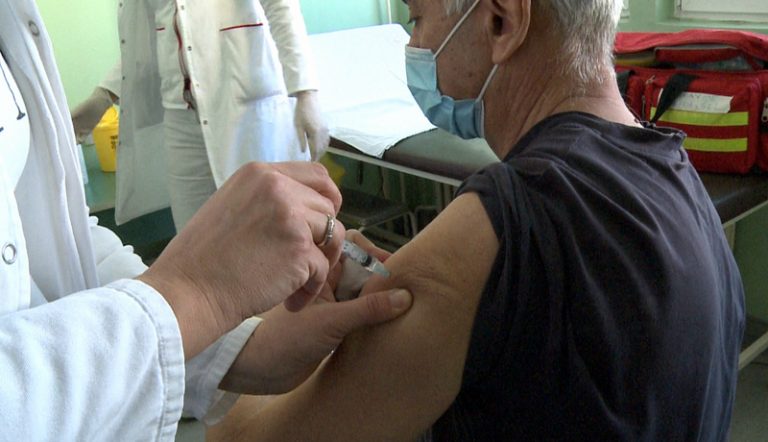 Počela imunizacija kineskom vakcinom (VIDEO)