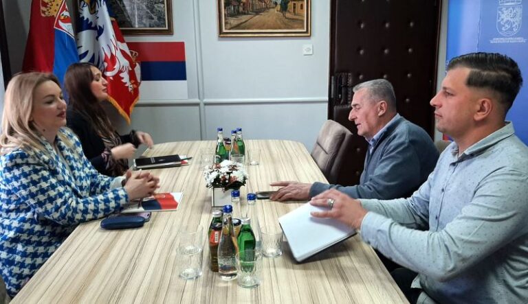Novi javni pozivi za pomoć izbeglicama